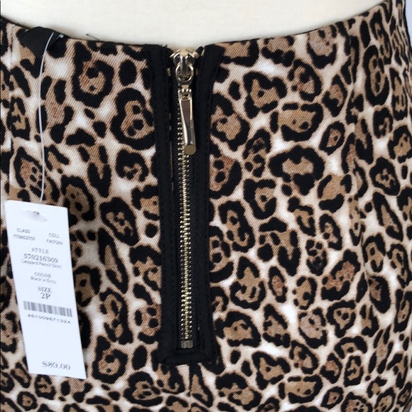 NWT WHBM Leopard Stretch Pencil Skirt Size 2P - Picture 8 of 11